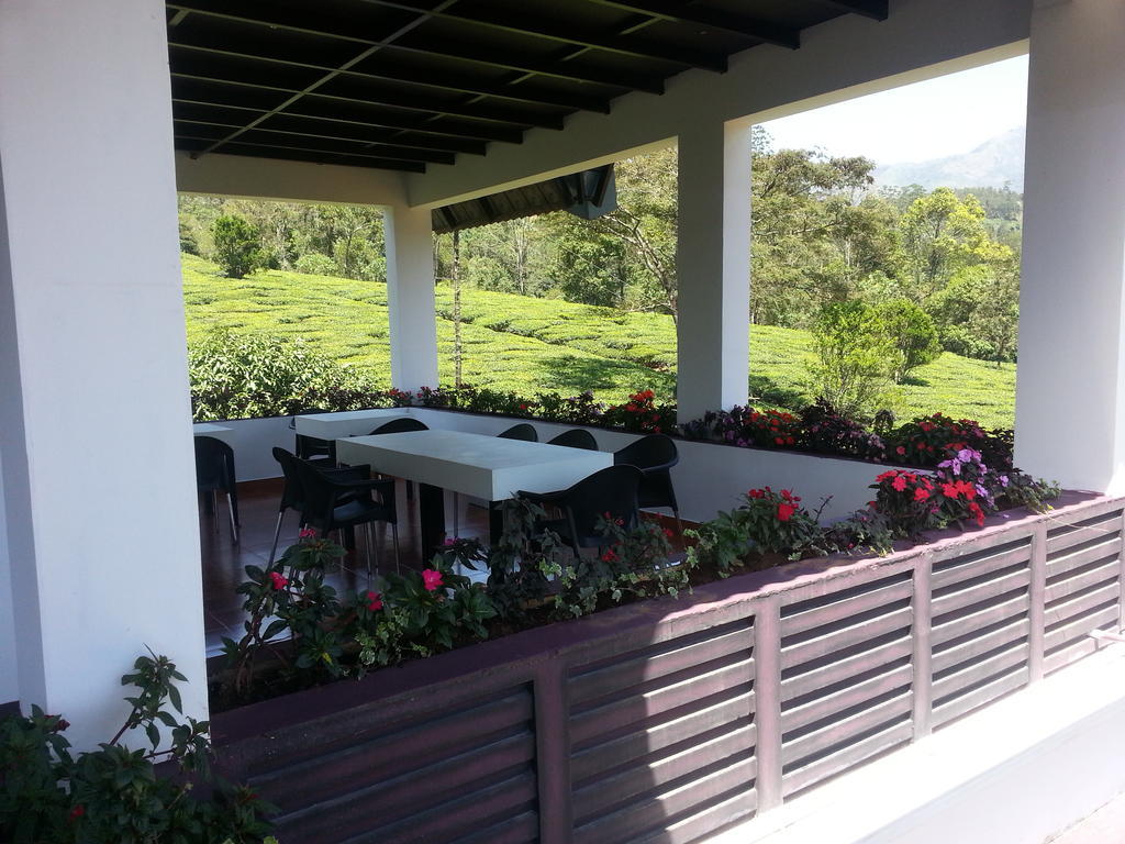 Gruenberg Tea Plantation Haus Bed and Breakfast Munnar Esterno foto